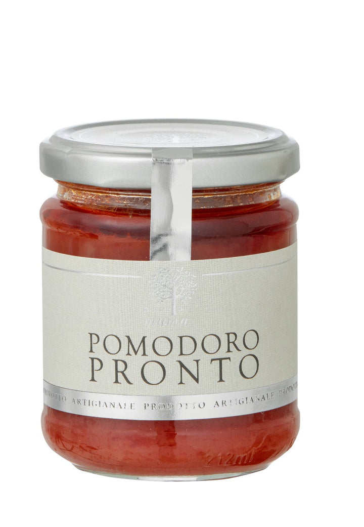 Close-up of Made by Mama Italian Pomodoro Pronto Tomato Sauce